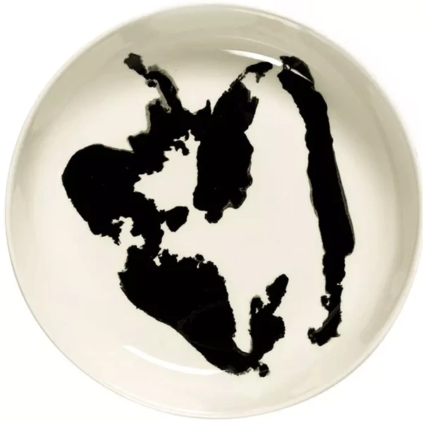 Serax Feast by Ottolenghi hoog bord ø 22 cm h 4 cm aardewerk White + Pepper Black Serax Feast By Ottolenghi Hoog Bord ø 22 Cm H 4 Cm Aardewerk White + Pepper Black -Serax serax feast by ottolenghi hoog bord 22 cm h 4 cm aardewerk white pepper black